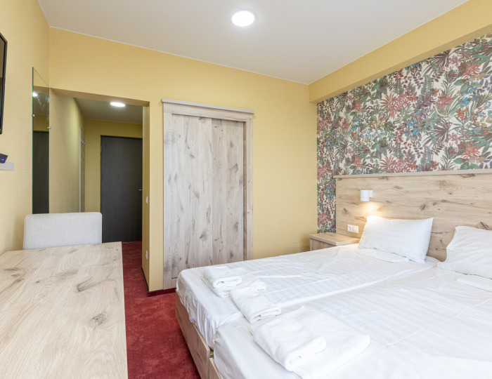 Комфорт 2-местный 1-комнатный с балконом (с ремонтом) - Объединение пансионатов «Пицунда»