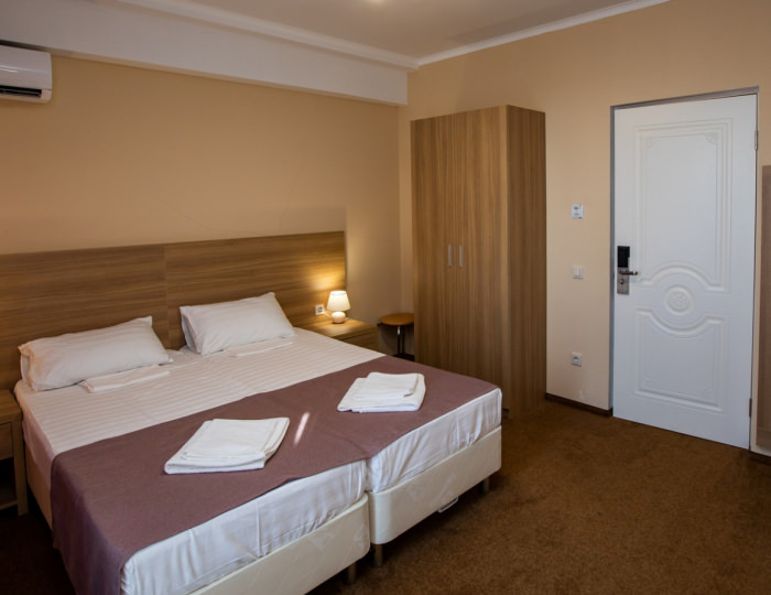 Комфорт 3-местный 1-комнатный (с ремонтом) - Объединение пансионатов «Пицунда»