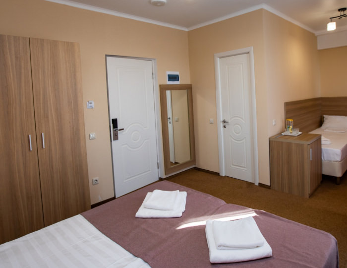 Комфорт 3-местный 1-комнатный (с ремонтом) - Объединение пансионатов «Пицунда»