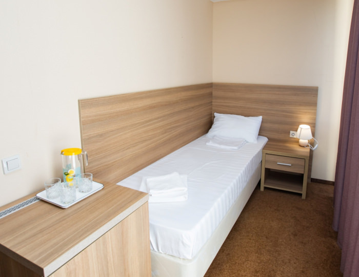 Комфорт 3-местный 1-комнатный (с ремонтом) - Объединение пансионатов «Пицунда»