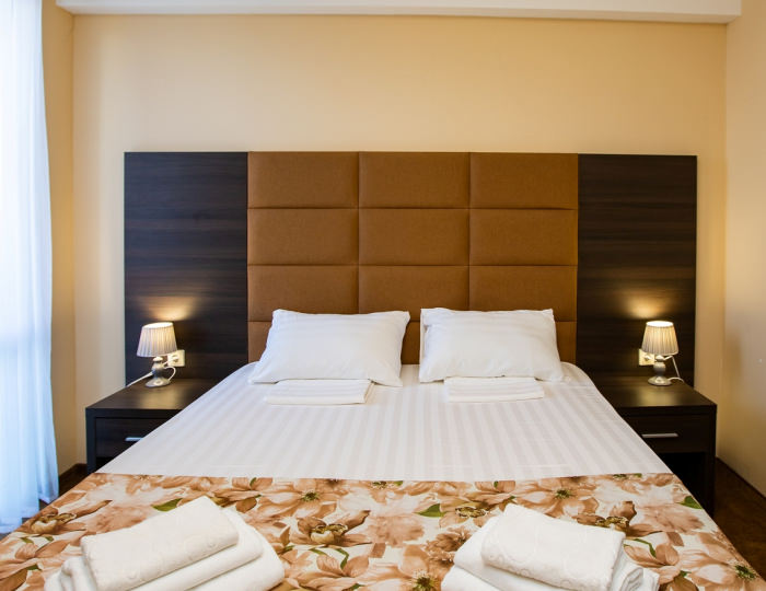 Люкс комфорт 2-местный 2-комнатный (с ремонтом) - Объединение пансионатов «Пицунда»