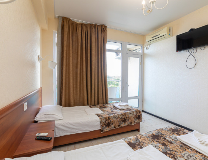 Стандартный 2-местный 1-й категории (с ремонтом, балкон) - Объединение пансионатов «Пицунда»