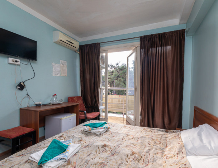 Стандартный 2-местный 2-й категории (без ремонта, балкон) - Объединение пансионатов «Пицунда»