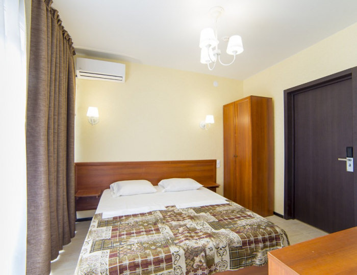 Стандартный 2-местный 3-й категории (с ремонтом, без балкона) - Объединение пансионатов «Пицунда»