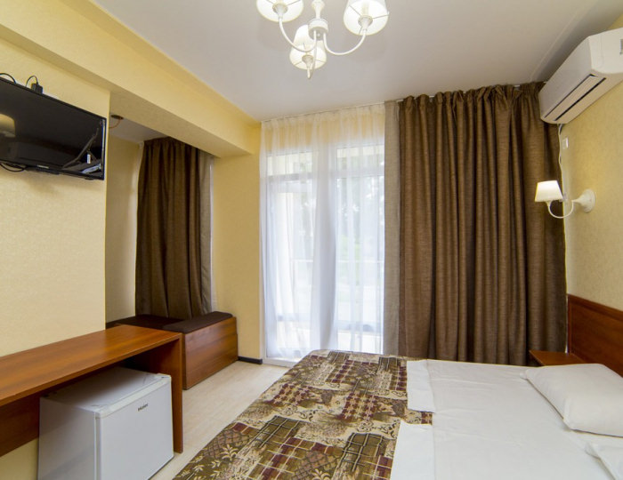 Стандартный 2-местный 3-й категории (с ремонтом, без балкона) - Объединение пансионатов «Пицунда»